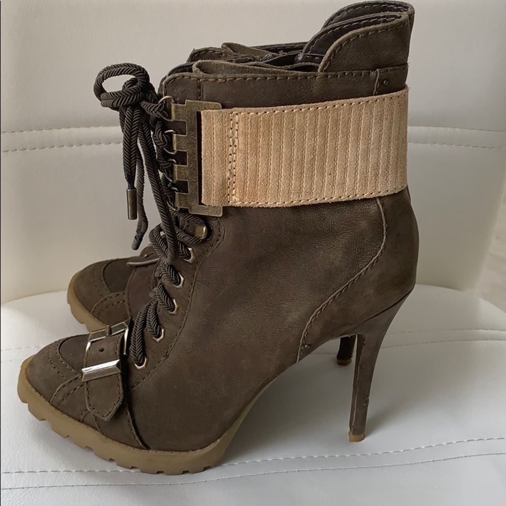 Rachel Roy olive green booties sz6